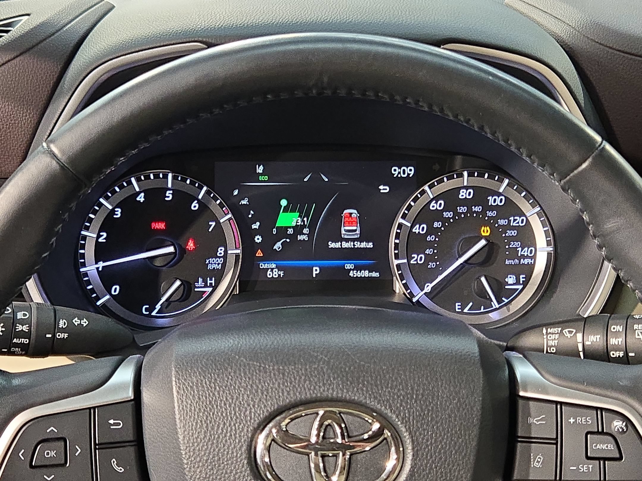 Used 2022 Toyota Highlander XLE FWD image 15