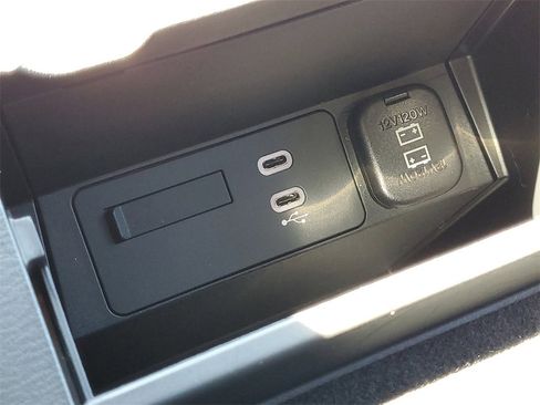 Used 2025 MAZDA CX-5 Signature image 28