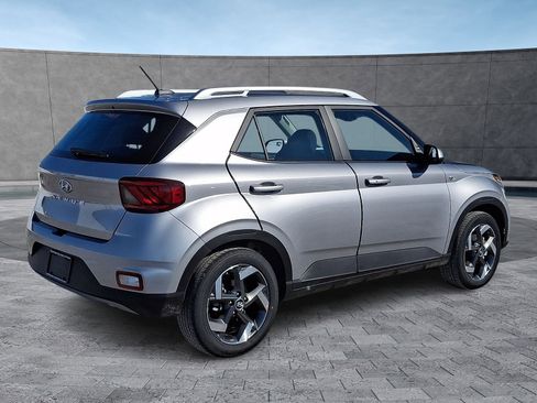 New 2026 Hyundai Venue SEL image 7