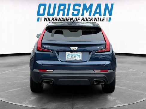 Used 2019 Cadillac XT4 Luxury w/ Cold Weather Package FWD image 5