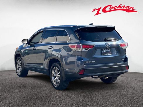 Used 2014 Toyota Highlander XLE FWD image 24