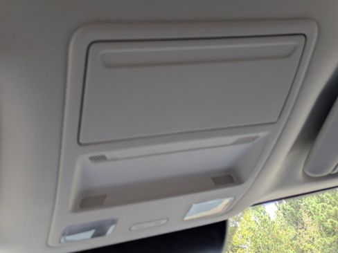 New 2025 Ford Maverick XL w/ Equipment Group 102A image 21