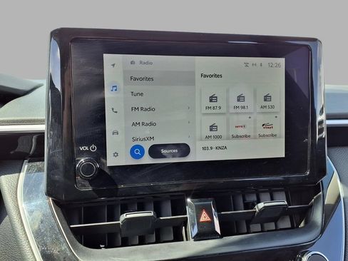Used 2025 Toyota Corolla LE FWD image 8