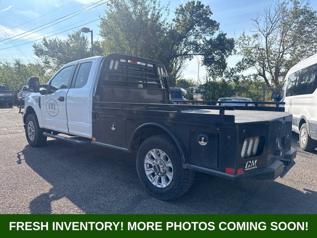 Used 2022 Ford F250 XL w/ STX Appearance Package AWD/4WD image 4