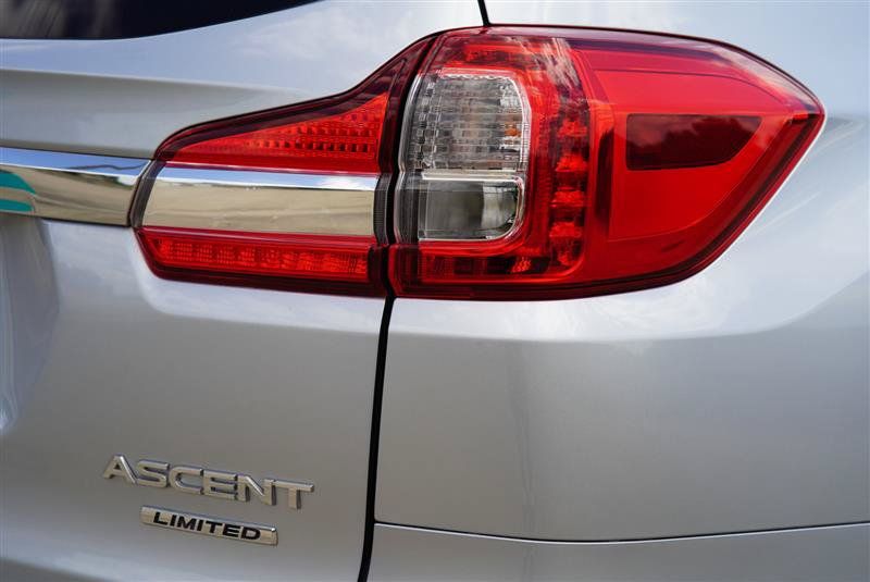 Used 2020 Subaru Ascent Limited w/ Technology Package AWD/4WD image 33