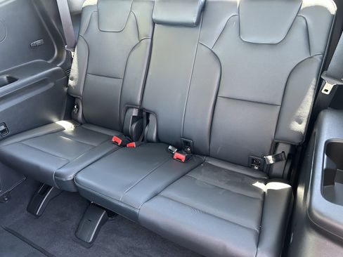 Certified 2024 Kia Telluride EX w/ EX Captain's Chair Package image 18