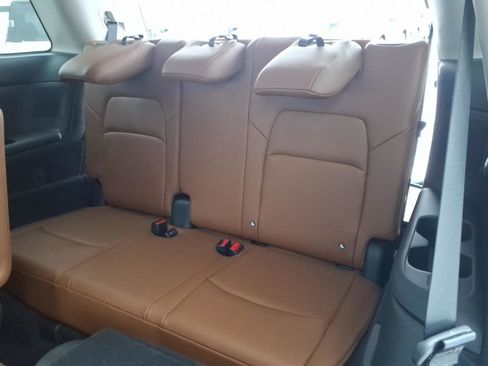 New 2026 Nissan Pathfinder Platinum image 30