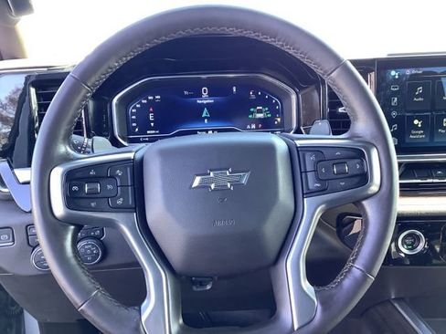 Used 2023 Chevrolet Silverado 1500 LT Trail Boss image 11