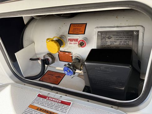 Used 2024 Ford E-350 and Econoline 350 Super Duty w/ Motorhome Prep Package image 9