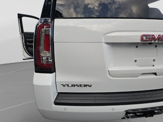 Used 2020 GMC Yukon SLT w/ Open Road Package AWD/4WD image 39