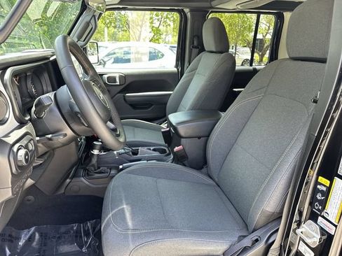 Used 2024 Jeep Wrangler Unlimited Sport AWD/4WD image 11