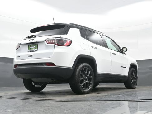 Used 2024 Jeep Compass Latitude w/ Convenience Group image 30