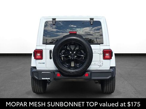 Used 2021 Jeep Wrangler Unlimited Sahara w/ Cold Weather Group AWD/4WD image 7