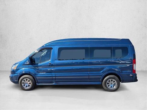 Used 2017 Ford Transit 250 148 Low Roof w/ Exterior Upgrade Package image 9