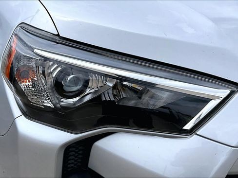Used 2023 Toyota 4Runner SR5 Premium w/ Moonroof Package RWD image 54