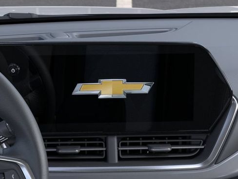 New 2026 Chevrolet Trax LT w/ Driver Confidence Package FWD image 21