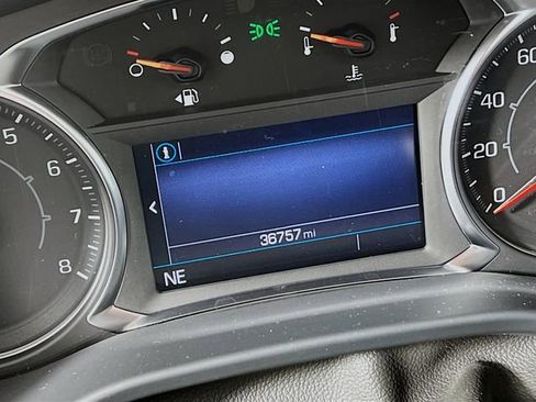 Certified 2023 GMC Acadia SLE image 10