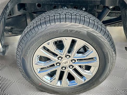 New 2025 Ford F150 King Ranch w/ FX4 Off-Road Package image 20