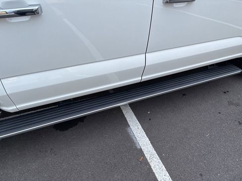 Used 2021 Ford F150 Platinum image 9