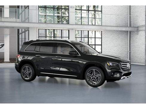 Used 2026 Mercedes-Benz GLB 250 image 13