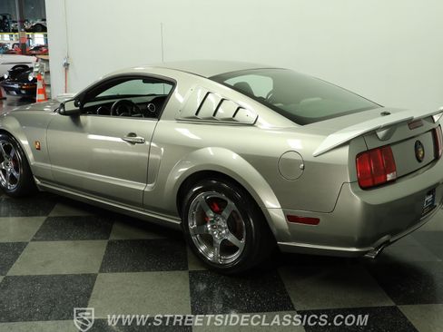 Used 2008 Ford Mustang GT RWD image 7