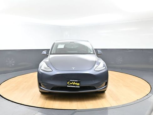 Used 2023 Tesla Model Y Long Range AWD/4WD image 42