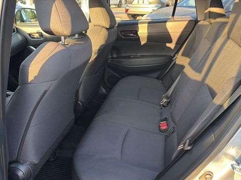 Certified 2025 Toyota Corolla Cross LE FWD image 11