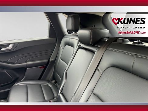 Used 2025 Ford Escape Platinum AWD/4WD image 33