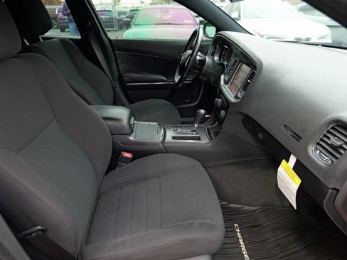 Used 2013 Dodge Charger R/T image 34