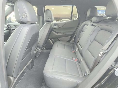 Used 2025 Chevrolet Equinox LT w/ Convenience Package II FWD image 9