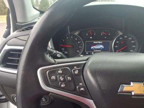 Used 2022 Chevrolet Equinox Premier FWD image 25