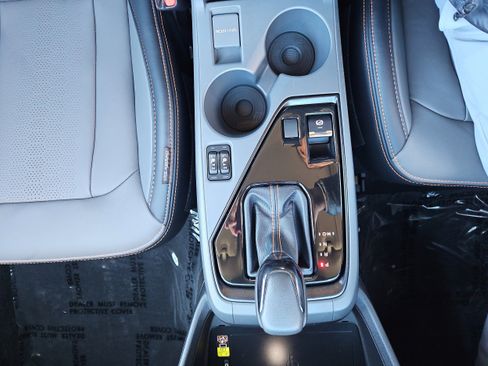 Certified 2024 Subaru Crosstrek 2.5i Limited image 17