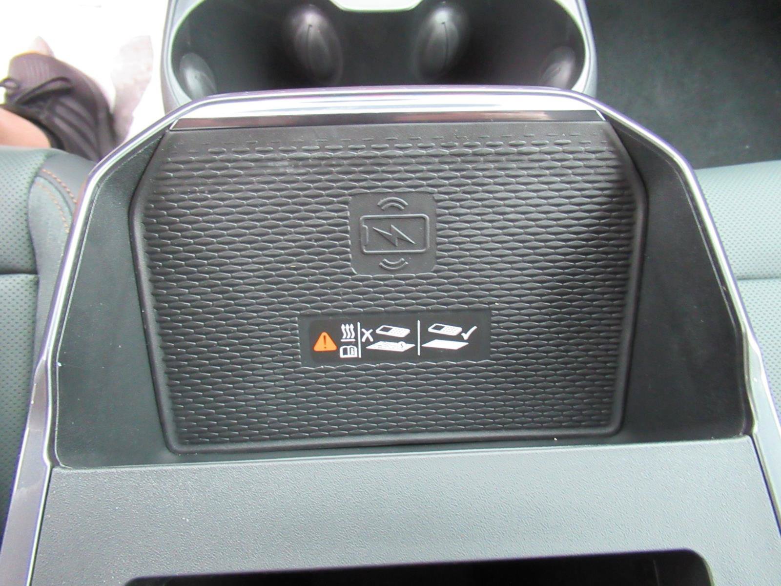 New 2027 GMC Terrain AT4 w/ Convenience Package III AWD/4WD image 26