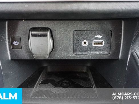 Used 2024 Nissan Versa SV FWD image 42