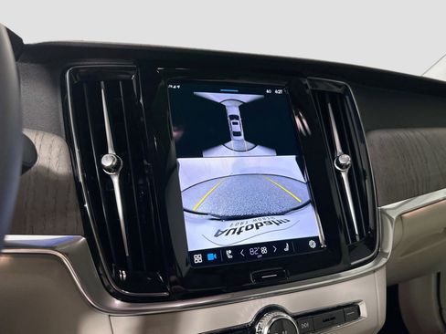 New 2025 Volvo S90 B6 Plus image 12
