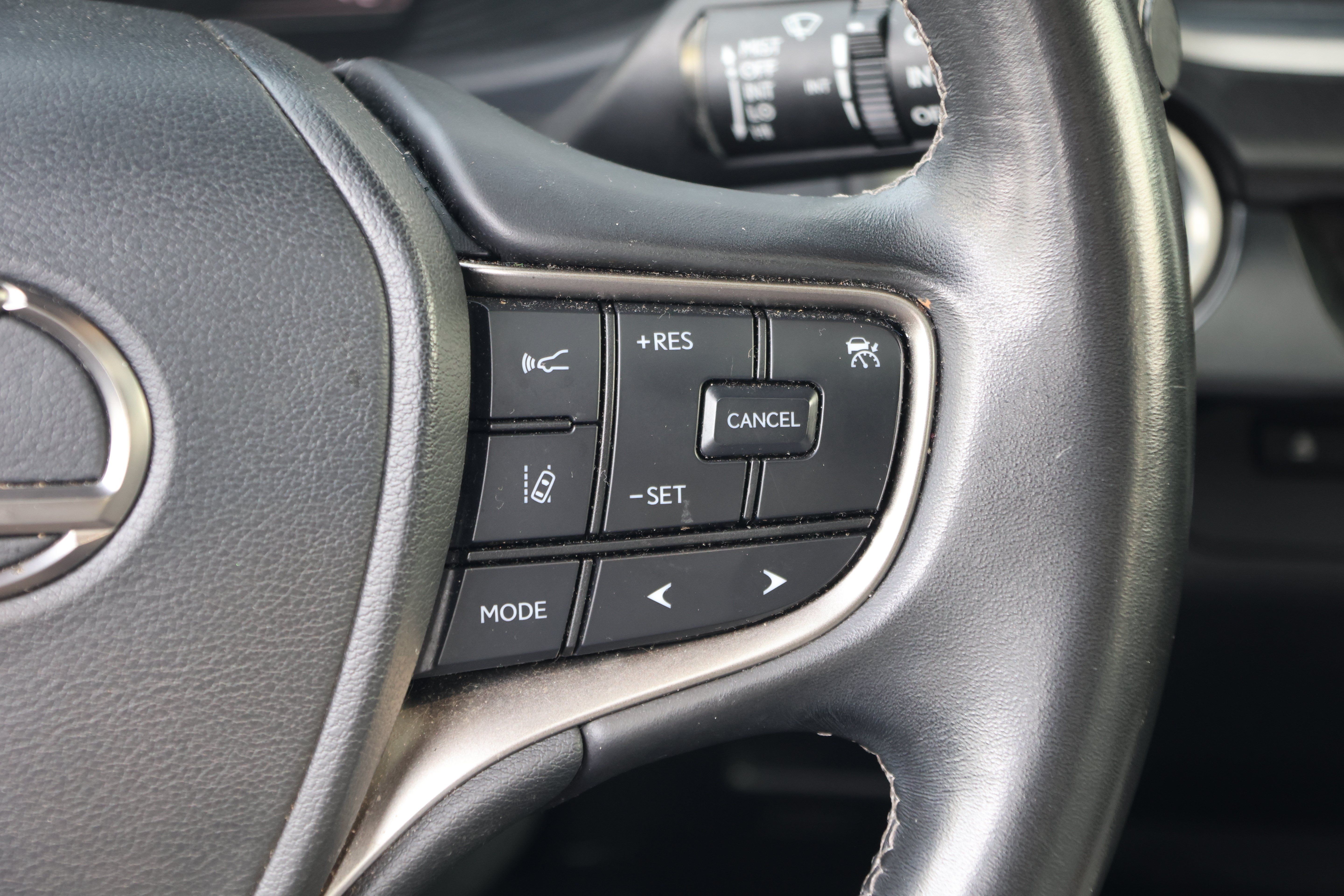 Used 2021 Lexus UX 250h w/ Accessory Package (Z1) AWD/4WD image 20