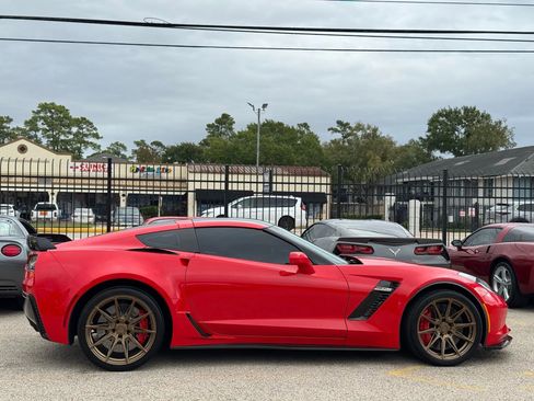 Used 2016 Chevrolet Corvette Z06 w/ 3LZ Preferred Equipment Group image 11