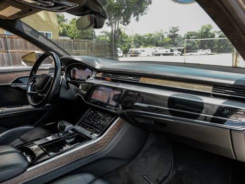 Used 2019 Audi A8 L 3.0T w/ Luxury Package image 15