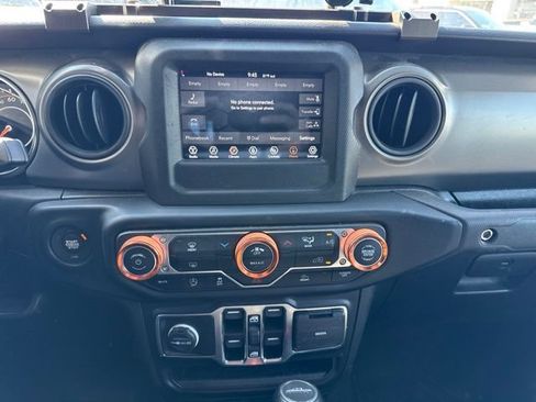 Used 2023 Jeep Gladiator Sport AWD/4WD image 23