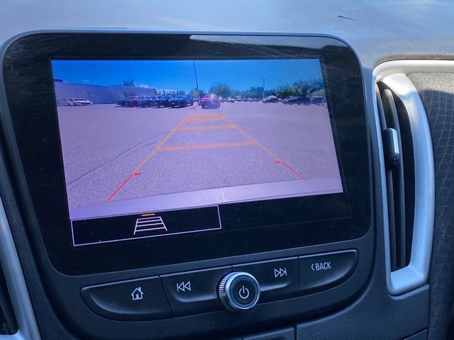 Used 2023 Chevrolet Malibu LT FWD image 18