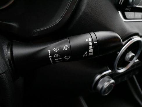 Used 2022 Nissan Sentra S image 29