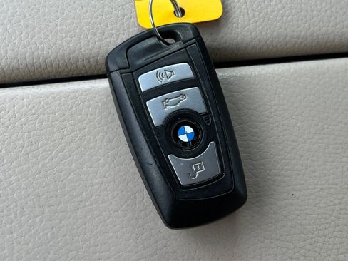 Used 2012 BMW 550i xDrive Sedan AWD/4WD image 42