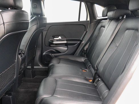 Used 2021 Mercedes-Benz GLA 250 image 18