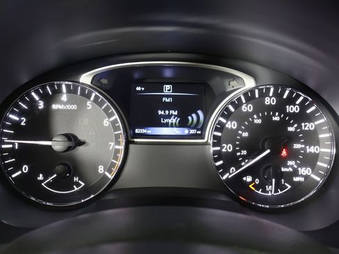 Used 2018 Nissan Altima 2.5 SV image 35