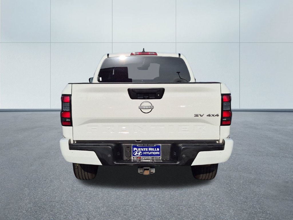 Used 2023 Nissan Frontier SV w/ Technology Package AWD/4WD image 5