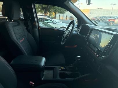 Certified 2025 Nissan Frontier PRO-4X w/ Tow Package