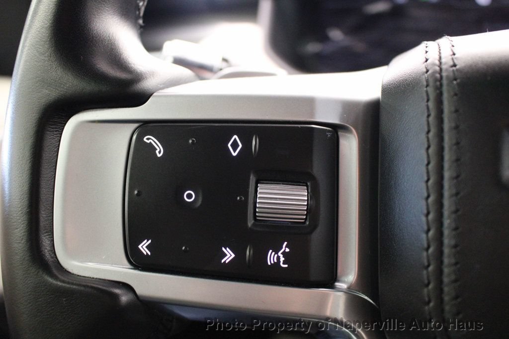 Used 2022 Land Rover Discovery HSE R-Dynamic AWD/4WD image 16