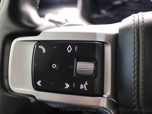 Used 2022 Land Rover Discovery HSE R-Dynamic AWD/4WD image 16