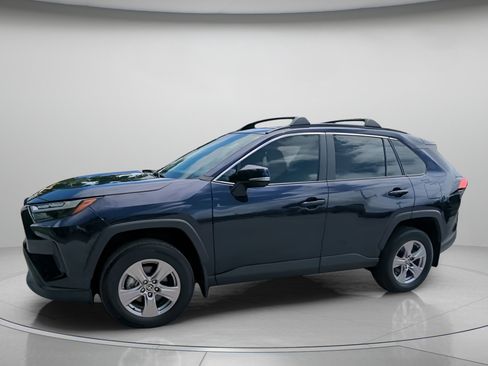 Used 2025 Toyota RAV4 XLE w/ Convenience Package FWD image 15