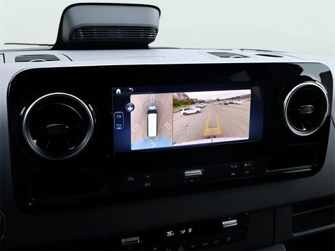 New 2025 Mercedes-Benz Sprinter 2500 image 31